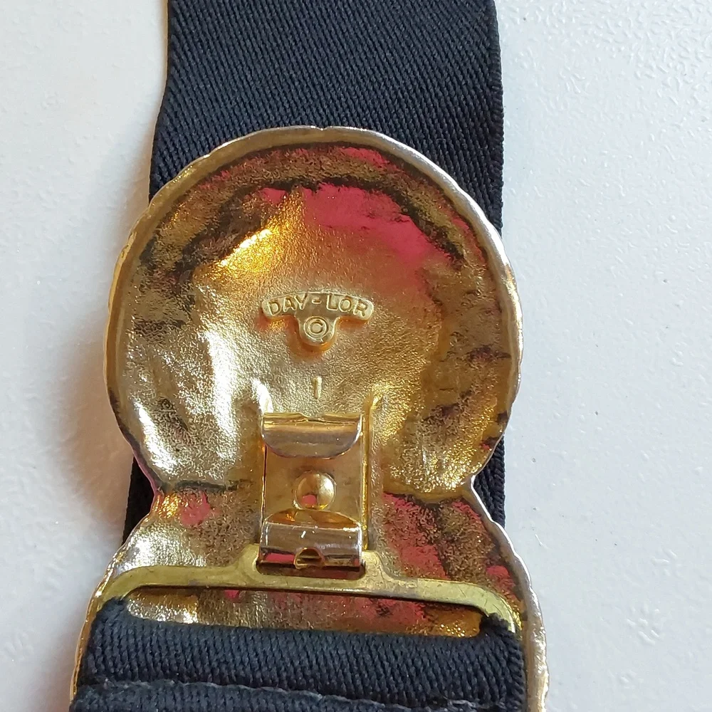 Day-Lor Black Elastic Stretch Belt with Gold Decorative Statement Buckle Gorg! L